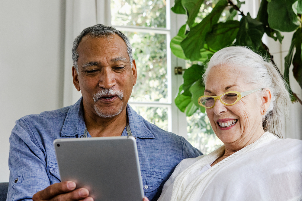 Keep in Touch With These Best Devices and Apps in your Winter Park Retirement Community